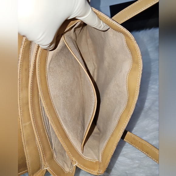 🔥😍Beautiful condition 🔥 😍 Authentic Gucci Shoulder / handbag - Picture 8 of 17